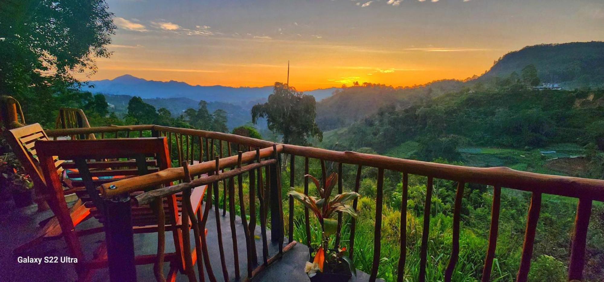 Rainbow Sky Cottage 埃拉 外观 照片